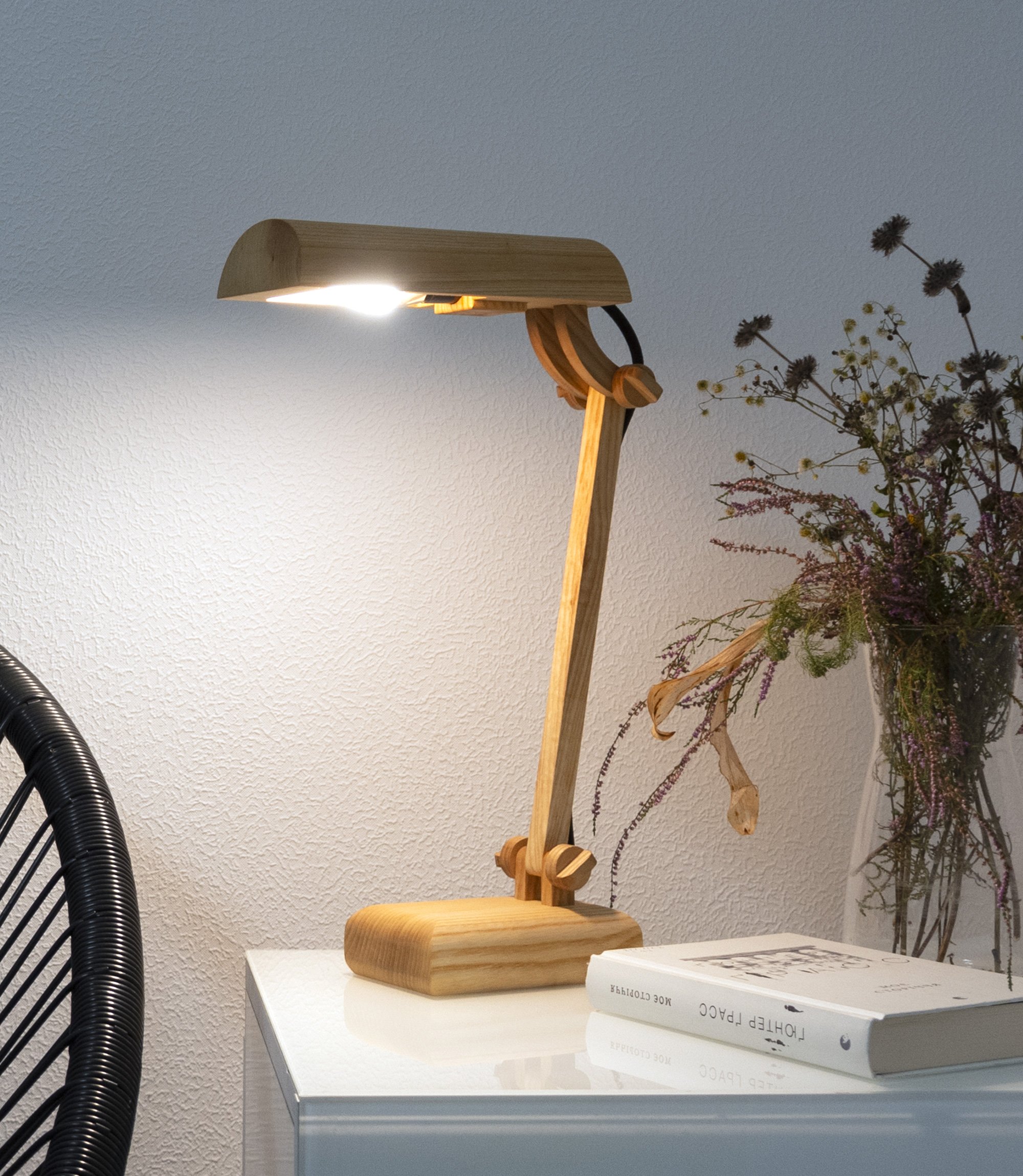 Vinkli lamp